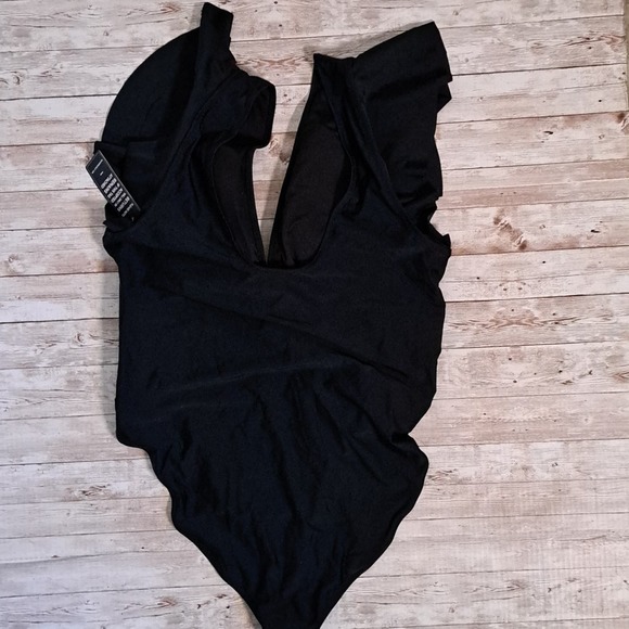 Blooming Jelly Ruffle Sleeve Tummy Control One Piece Swimsuit - Picture 9 of 12